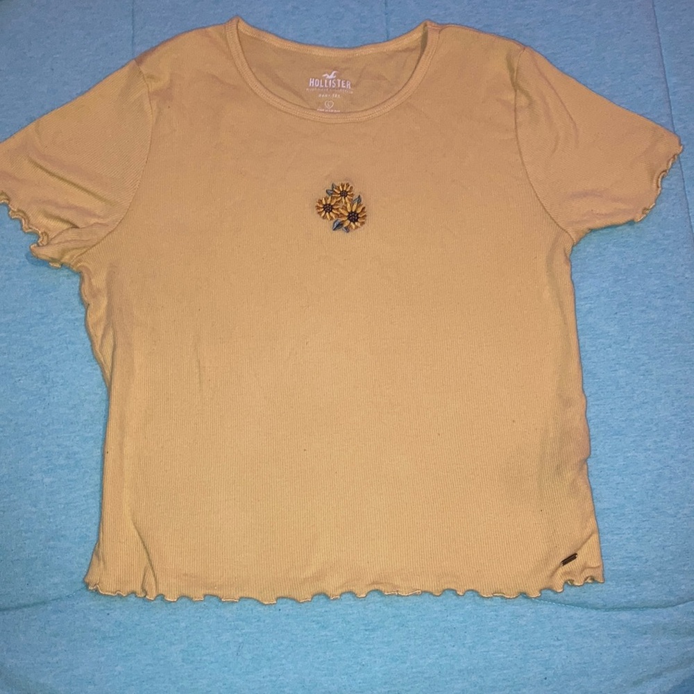 Hollister yellow crop top